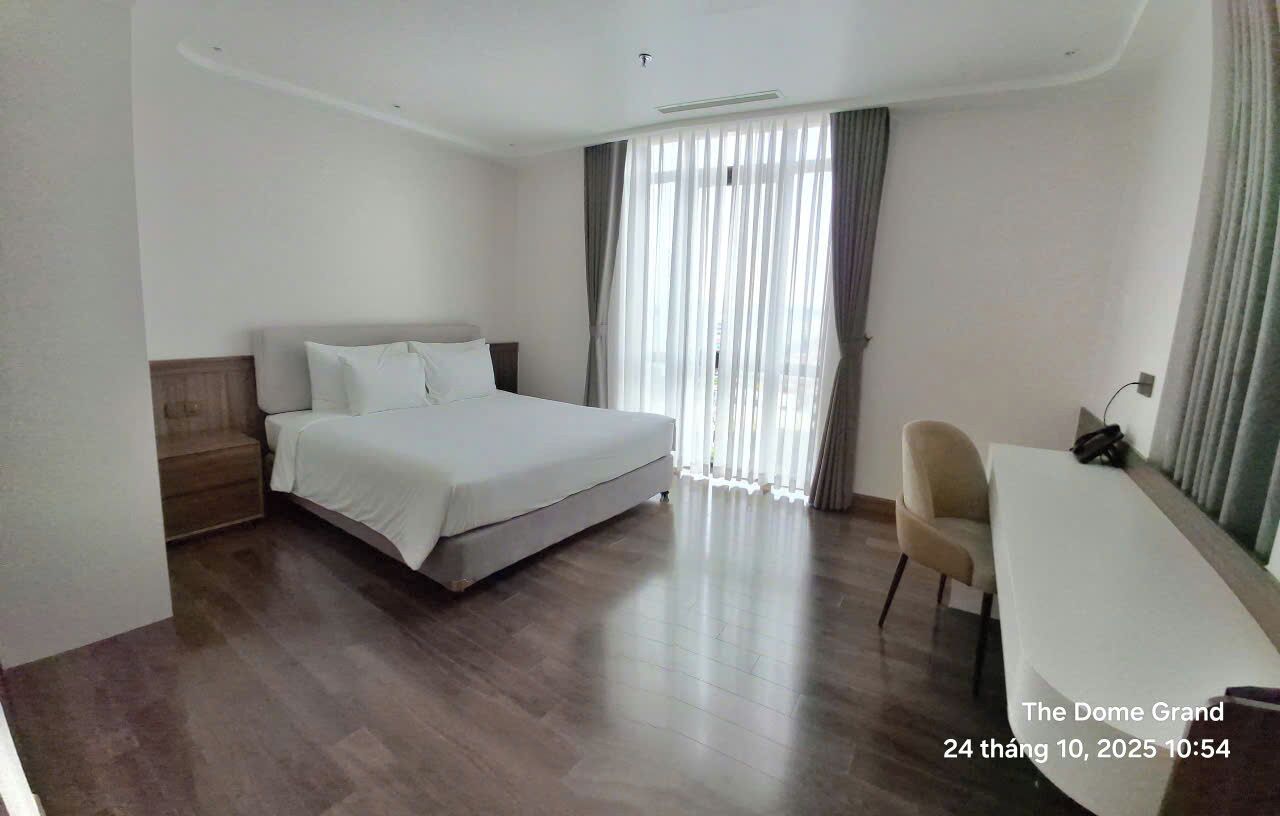 Klassieke studio suite | Een bureau, een laptopwerkplek, gratis wifi