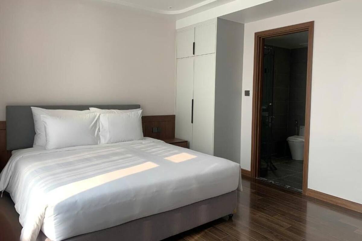Deluxe Double Room | Desk, laptop workspace, free WiFi