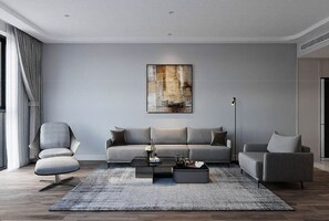 Classic Studio Suite | Desk, laptop workspace, free WiFi