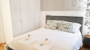 1 chambre, fer et planche à repasser, Wi-Fi gratuit, draps fournis