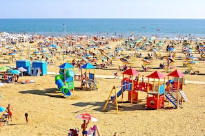 Stúdió, több hálószobával, erkély, kilátással a városra | Strand, tengerpart
