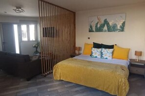 1 bedroom, iron/ironing board, WiFi, bed sheets