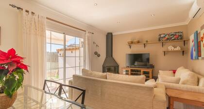 Holiday Home, 400m From the sea