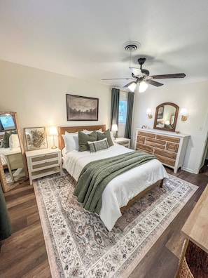 3 bedrooms, iron/ironing board, WiFi, bed sheets - ANWA & Masters Week Rental – 3BR 2BA Just 2.5 Miles from Augusta National! (Augusta)