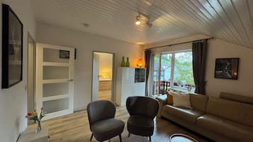 Fernseher, TischfuĂball