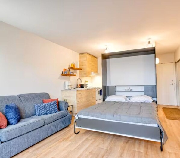 1 bedroom, WiFi, bed sheets