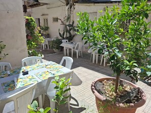 Servei de restauració a l'aire lliure