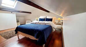 1 habitación, tabla de planchar con plancha y wifi 