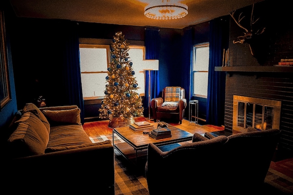 Christmas in the Living Room at PourHaus