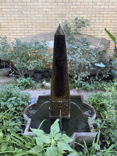 The Millennium Club, Eclectic Albany Park Apartment, 2 bdrm 1 bath