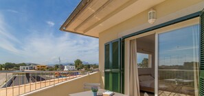 Villa | Outdoor dining