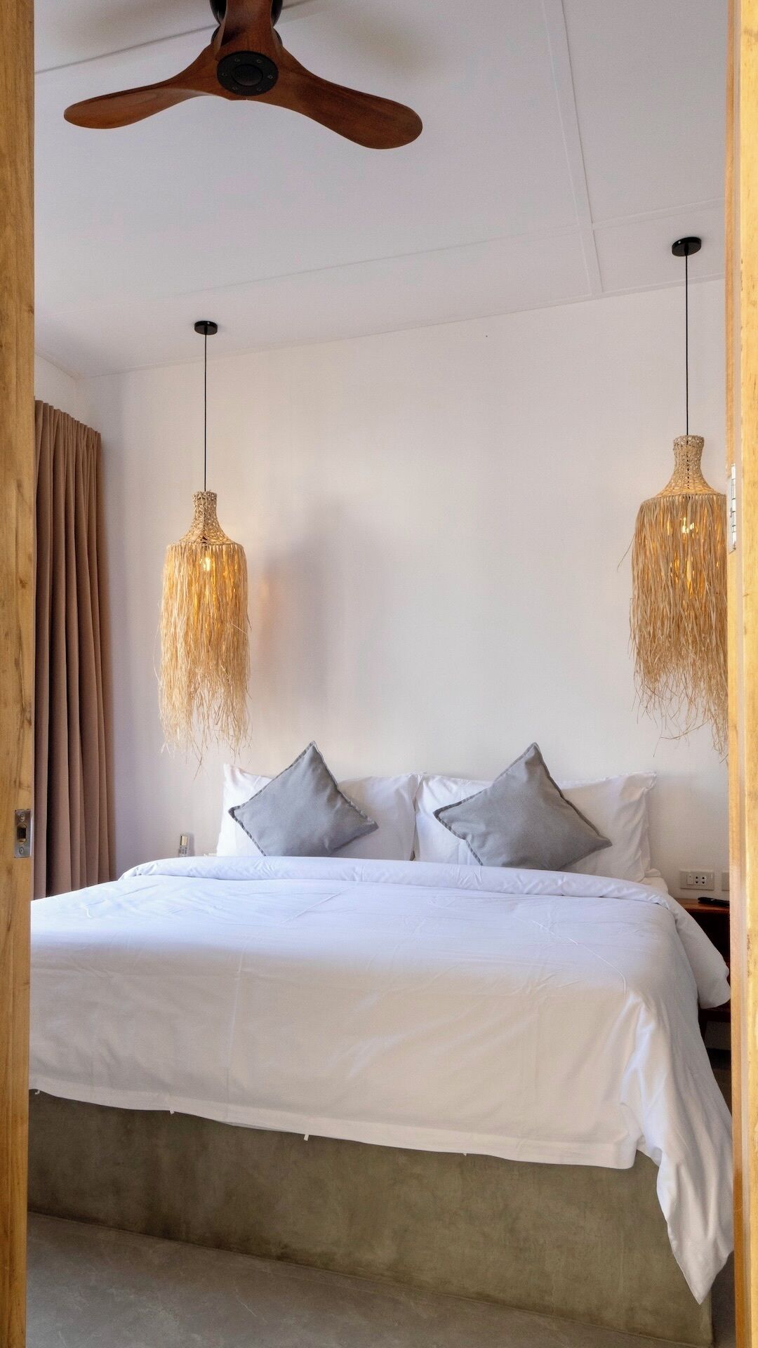 2 bedrooms, premium bedding, pillowtop beds, desk