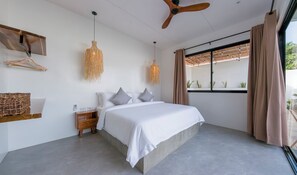 Villa de lujo, 2 habitaciones, patio, vista a la alberca | 2 habitaciones, ropa de cama de alta calidad y camas con pillow-top 