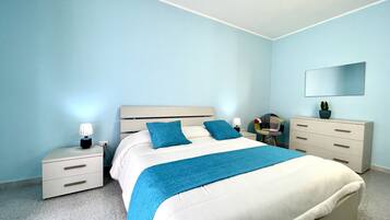 2 chambres, fer et planche Ă repasser, draps fournis