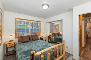 2 bedrooms, iron/ironing board, bed sheets