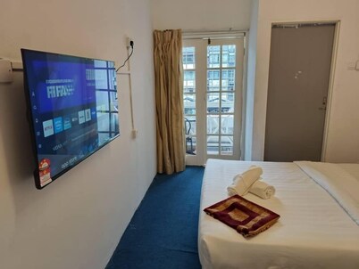 cool memories hotel 