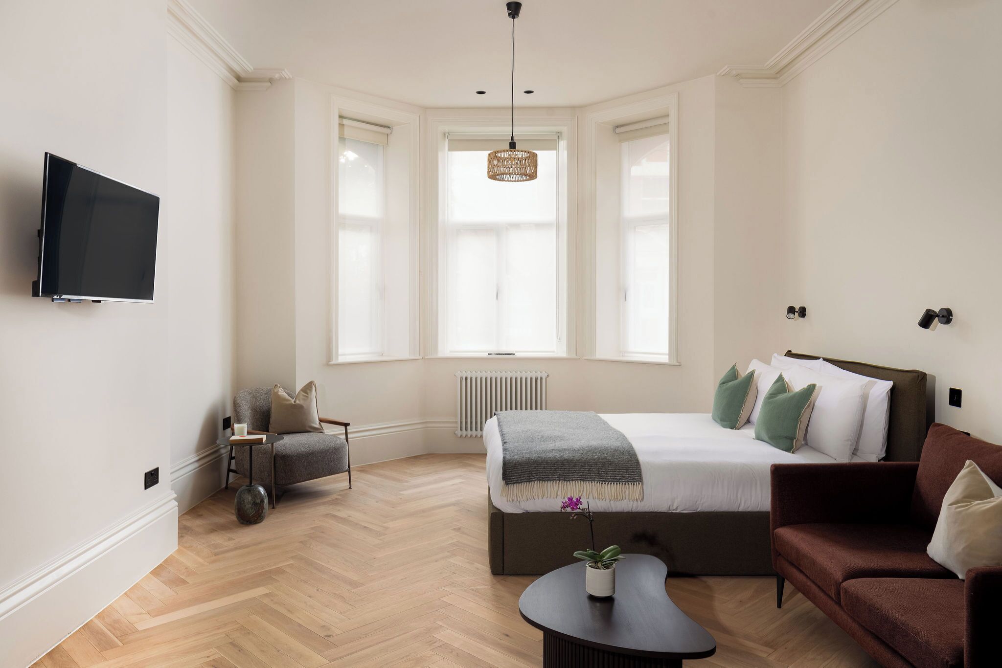 Tabla de planchar con plancha y wifi gratis 