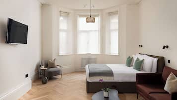 Superior Studio | Iron/ironing board, free WiFi