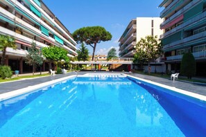 Apartment, 3 Bedrooms, Balcony, Garden View | Pool | Outdoor pool - Apt Llavaneras I Near Barcelona, Next Beach (Sant Andreu de Llavaneres)