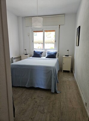 2 bedrooms