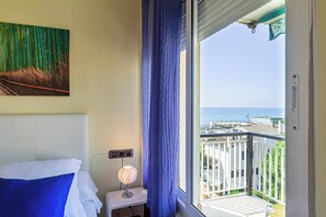 Apartment, 3 Bedrooms, Terrace, City View | Balcony