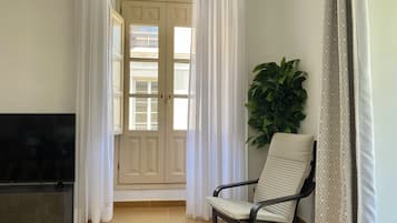 Standard Apartment, 1 Double Bed with Sofa bed, Kitchen | Living area | TV