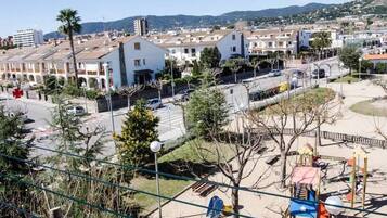 Apartemen, 2 kamar tidur, balkon, pemandangan kebun | Eksterior