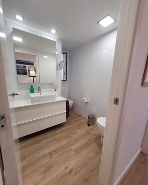 Bathroom - Apartamento Bonavista (Premia de Mar)