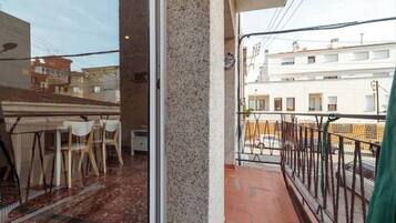 Apartment, 2 Bedrooms, Balcony, City View | Balcony