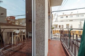 Apartment, 2 Bedrooms, Balcony, City View | Balcony