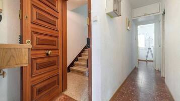 Apartemen, 2 kamar tidur, balkon, pemandangan kota | Interior