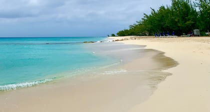 PRIVATE VILLA WITH BREATHTAKING OCEAN VIEWS, PRIVATE HEATED PLUNGE POOL