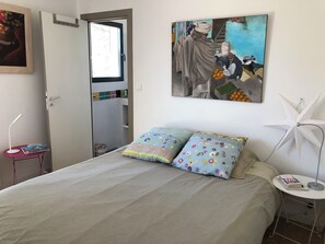 4 多间卧室、办公桌、熨斗/熨衣板、免费 WiFi