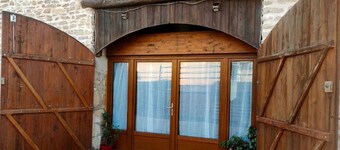 Gîte au Bois des Riots Tameron MONTILLOT YONNE 89 BOURGOGNE proche de Vézelay