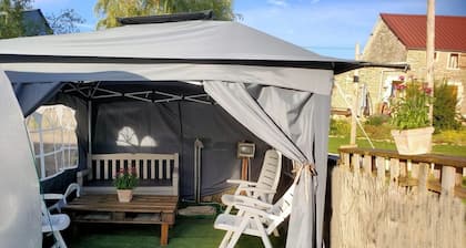 Gîte au Bois des Riots Tameron MONTILLOT YONNE 89 BOURGOGNE near Vézelay