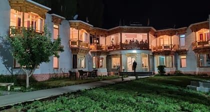 Hotel mandalchan