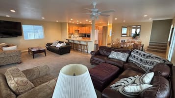 Smart TV, DVD player, ping pong, computer monitors