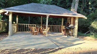 Charming townhome 1Bd/1Ba nr NIH and Metro Station