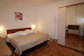 2 Schlafzimmer, Bügeleisen/Bügelbrett, kostenloses WLAN, Bettwäsche