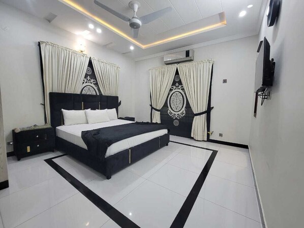 9 Schlafzimmer, Bügeleisen/Bügelbrett, WLAN, Bettwäsche