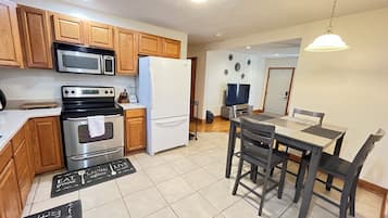 Micro-ondas, fogão, cooktop, lava-louças