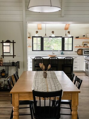 تناول الطعام