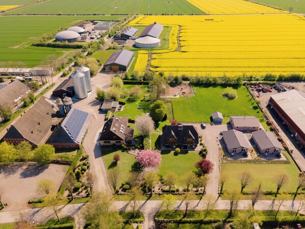 Exterior - Country house vacation apartment 1 - Bauernhof Hopp Vadersdorf (Fehmarn)