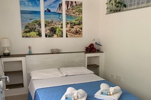 Apartamento básico, para não fumantes | 2 quartos, Wi-Fi de cortesia