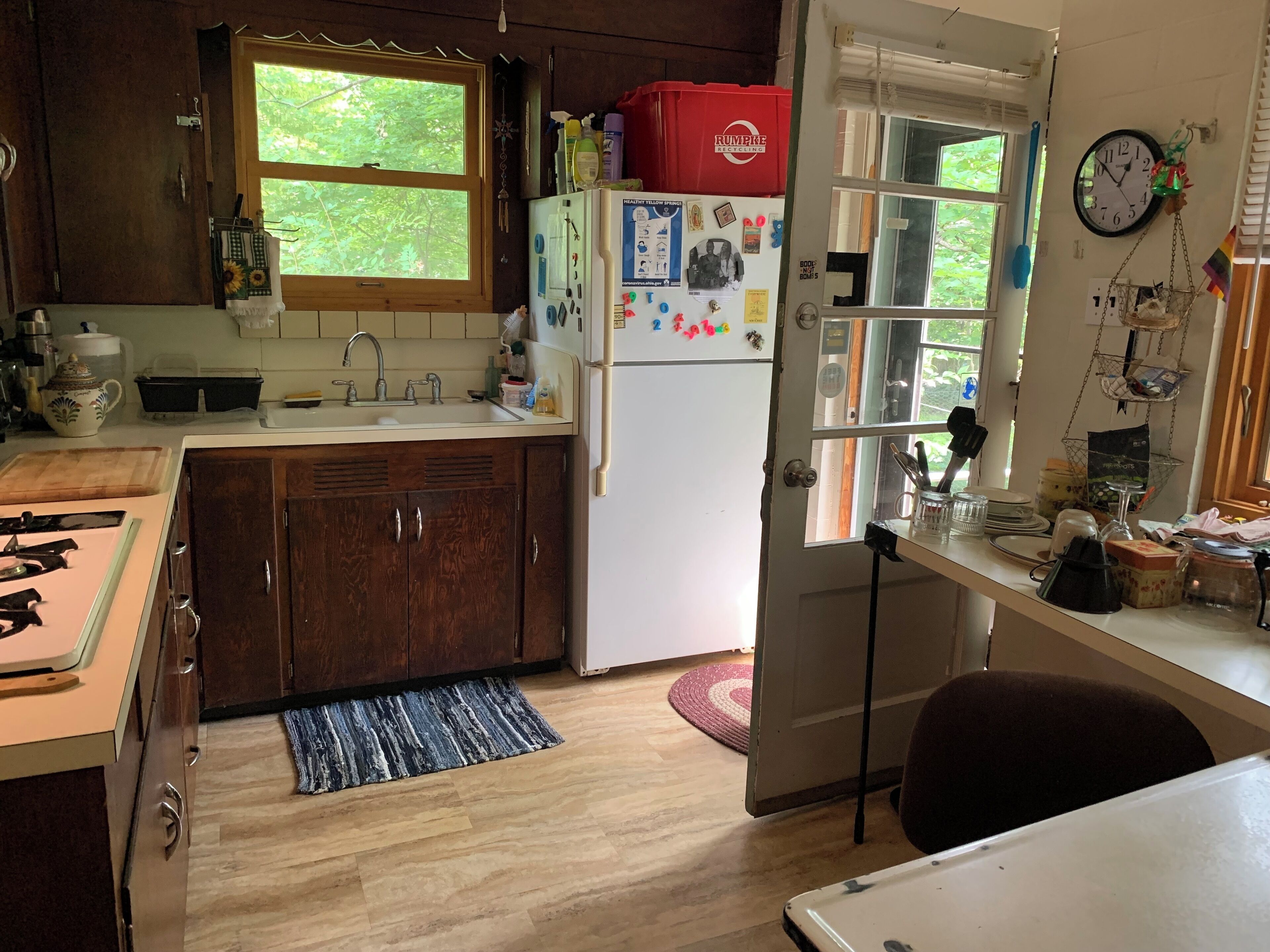 冰箱、微波炉、烤箱、炉灶