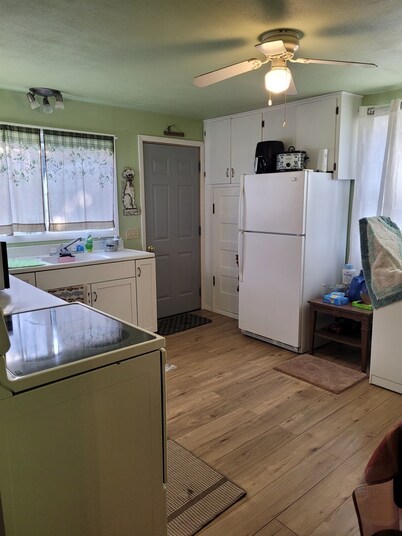 Sportsman's HQ/Garage/Pet Friendly/W&D/EZ Access
