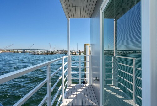 Floating House with Heated Pool and Spa Access