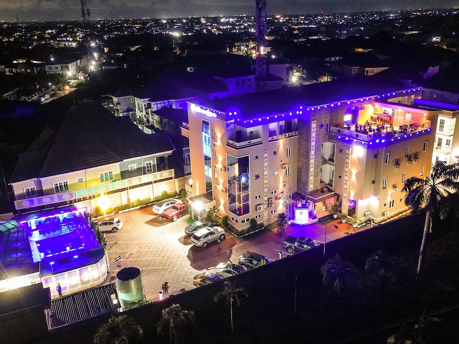 Voorkant van accommodatie