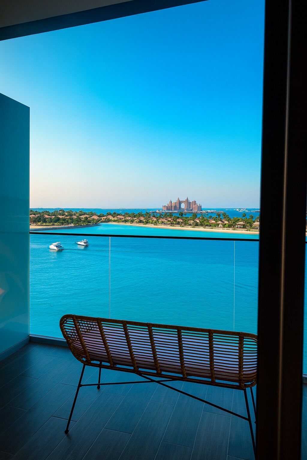 Luxury Apartment, Beach View | 2 bedrooms, iron/ironing board, free WiFi