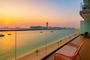 Luxury-Apartment, Strandblick | Blick vom Balkon